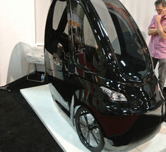 В Лас-Вегасе представлен трехколесный автомобиль Pedalist