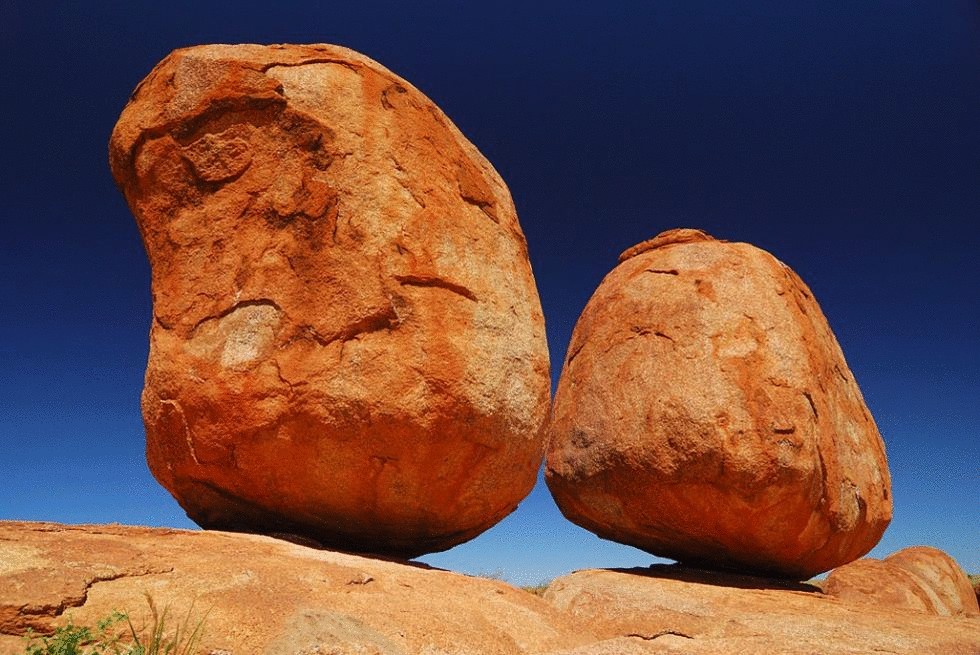 Karlu Karlu - загадочные камни Австралии