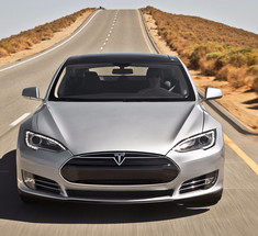 Tesla Model S подтверждает свою надежность