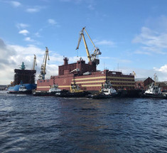 Плавучая атомная электростанция «Академик Ломоносов» впервые вышла в море
