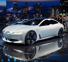 BMW i4 - новые подробности об электромобиле с запасом хода 600 км