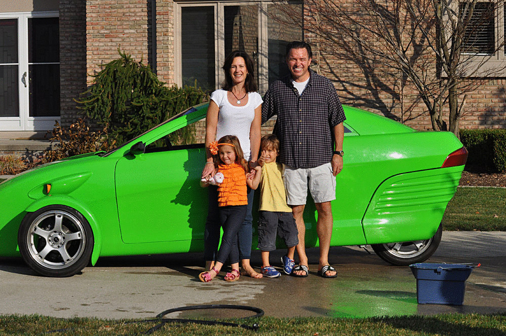 Экологичный и экономный трехколесный автомобиль Элио теперь на газу
