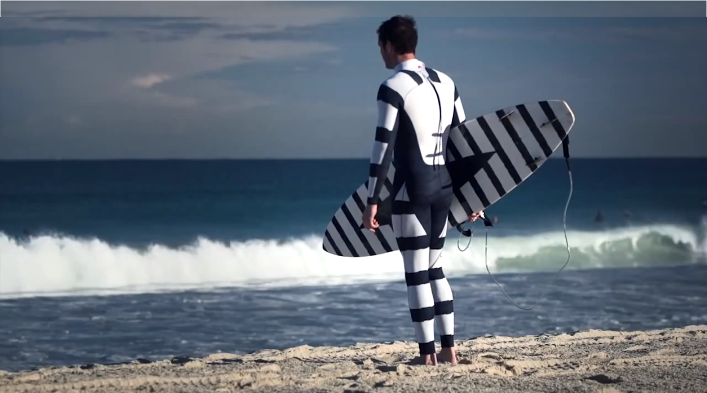 Инновационные гидрокостюмы защитят дайверов и сёрфингистов от нападения акул