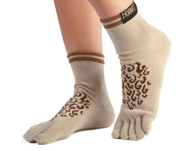 Топ-3 необычных носков для согрева ног и хорошего настроения