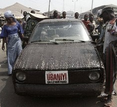 Плетеный автомобиль из Нигерии