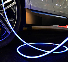 "Блестящая" идея Leoni: светящийся кабель зарядного устройства