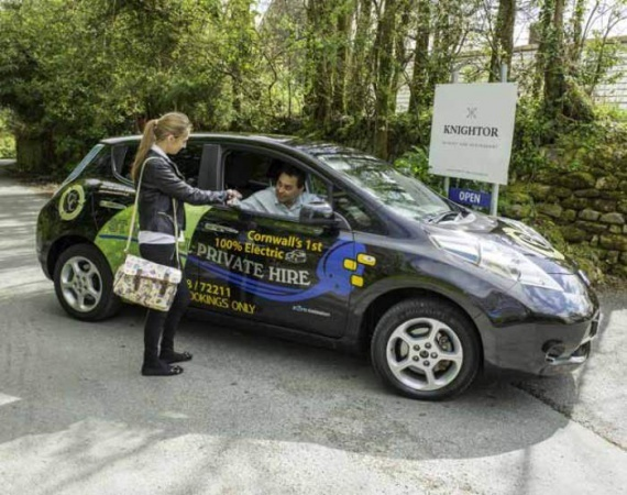 8000 евро экономит британское такси, которое перешло на электромобили
