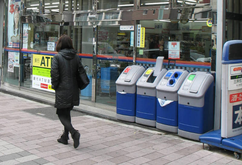 Как сортируют и перерабатывают мусор в Японии