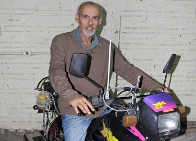 Бразилец переделал бензиновый мотоцикл на водородный