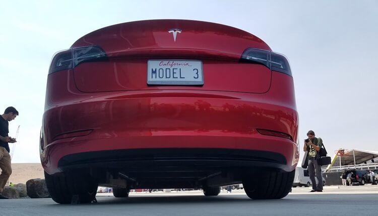 Tesla завершила разработку дизайна электромобиля Model 3