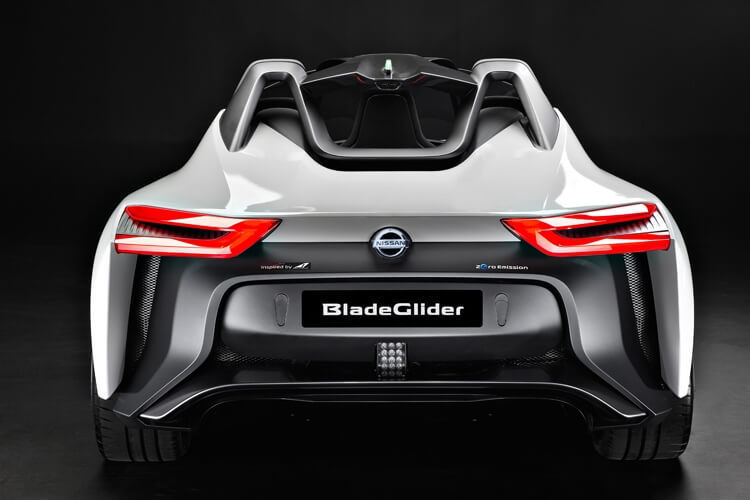 Nissan BladeGlider: электромобиль с уникальной конструкцией