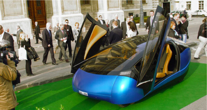 Модульный автомобиль с солнечными батареями