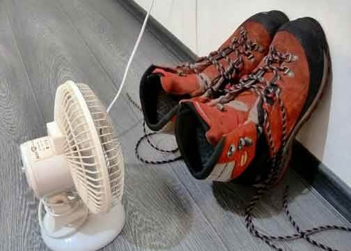 Как быстро высушить промокшую обувь