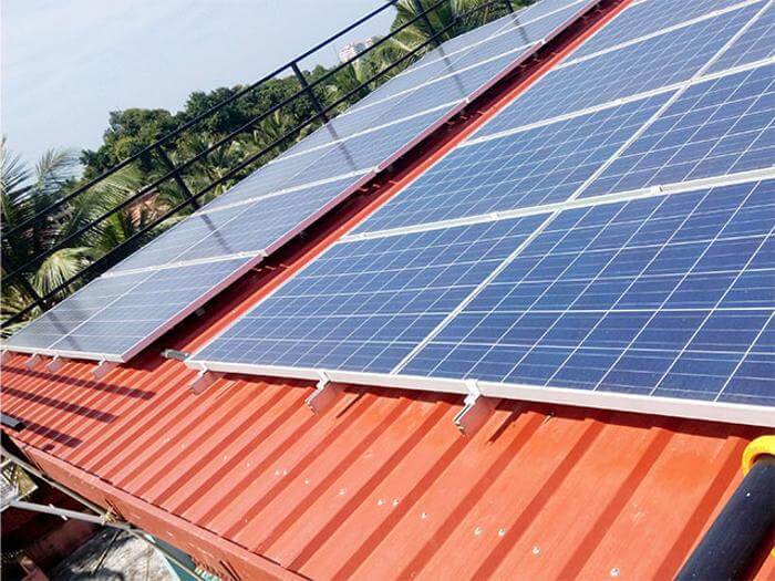 Индийские студенты создали устройство круглосуточного получения солнечной энергии