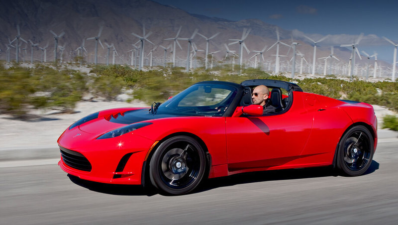 Глава Tesla подтвердил возрождение Roadster