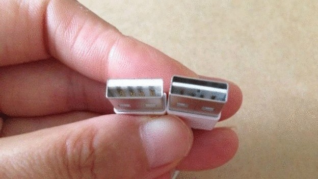 Новый двухсторонний кабель Lightning от Apple