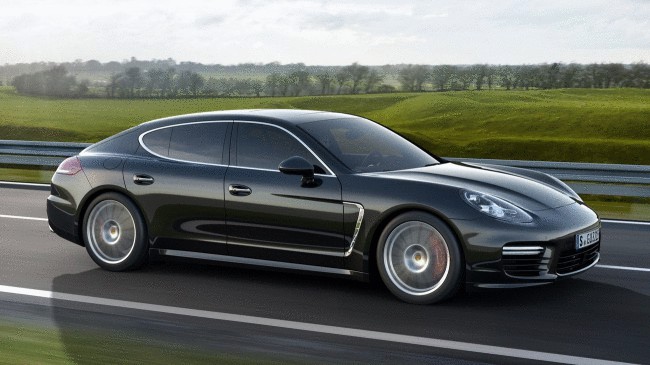 Mercedes-Benz и Porsche планируют составить конкуренцию Tesla