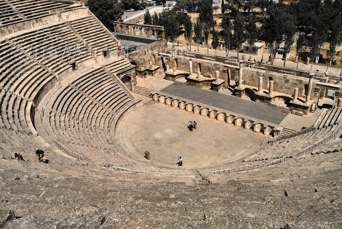10 самых древних в мире театров, в которых можно побывать сегодня 