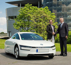 Новый гибрид Volkswagen продан за 110 тысяч евро