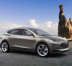 Электромобили Tesla получат автопилот 15 октября