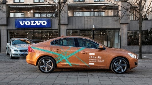 Volvo тестирует свои роботы-автомобили на обычных дорогах