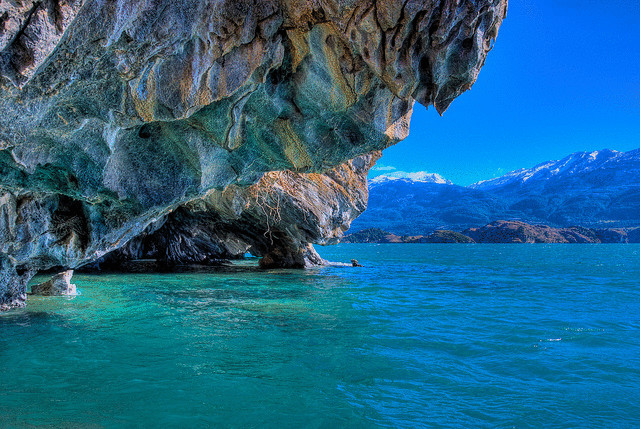 Озеро Хенераль-Каррера и его мраморные рещеры
