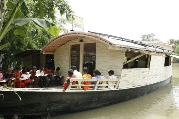 Плавучие солнечные школы Бангладеша