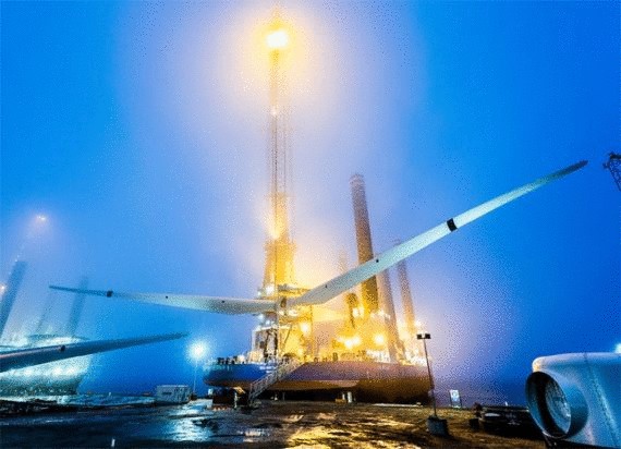 Установка ветровых турбин в море