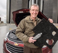 General Motors перерабатывает пластмассовые бутылки для Chevy Equinox