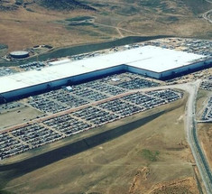 Началось строительство крупнейшей в мире крышной СЭС на Гигафабрике Tesla