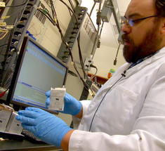 Ученые работают над безопасностью мощных литий-ионных батарей