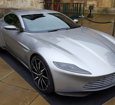Агент 007 пересядет на электромобиль Aston Martin Rapide E