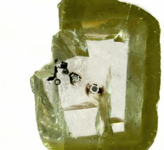 Новый минерал из глубины Земли, обнаруженный в алмазе