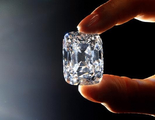 В Женеве продали самый крупный бриллиант