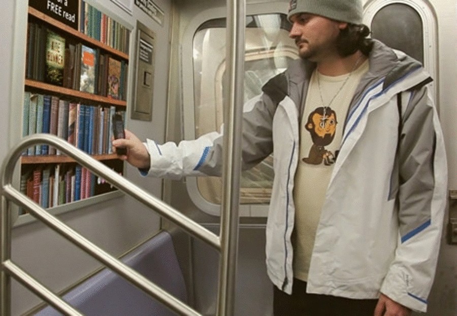 Библиотека в метро Нью-Йорка