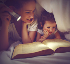 Почему ВАЖНО читать маленькому ребенку