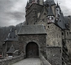  Замок Эльц