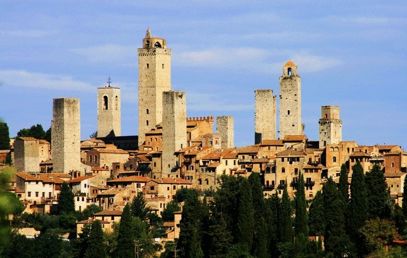 Сан-Джиминьяно живописный город Тосканы