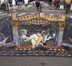 Sarasota Chalk Festival: ежегодный фестиваль рисунков на асфальте   