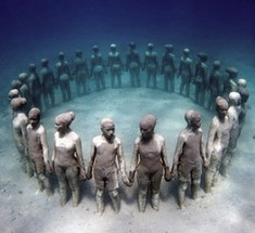 Невероятный подводный музей в Мексике