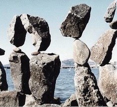 Уникальные «танцующие камни»