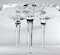 Интересное решение: стол из воды