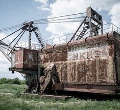 Долина мёртвых экскаваторов в Украине