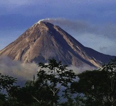 Тройка самых опасных действующих вулканов мира