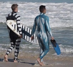 Инновационные гидрокостюмы защитят дайверов и сёрфингистов от нападения акул