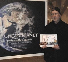 Какую еду покупают жители разных стран еженедельно? 