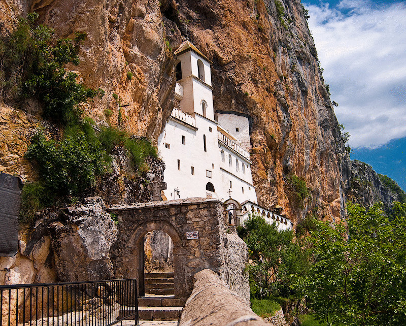 Завораживающие удалённе монастыри, которые обязательно нужно посетить