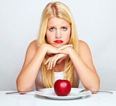 Строгая диета не избавляет от ожирения