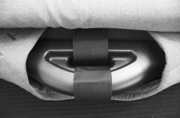 Специальный кейс Freefold защитит одежду от складок