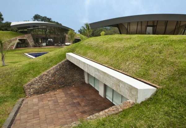 Two Homes – биоклиматический дом в Парагвае